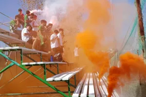 Στην προπόνηση για "ντόπες" με καπνογόνα! (βίντεο/φώτος)