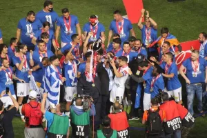 Το... σήκωσε η ΑΝΟΡΘΩΣΗ! (ΒΙΝΤΕΟ/ΦΩΤΟΣ)