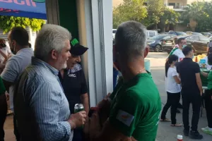 ΦΩΤΟΣ/Στην Παπανικολή μαζί με τους παίκτες οι Ομονοιάτες! (φώτος) 
