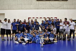 Νταμπλούχος η Ανόρθωση! 