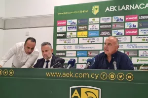 ΤΣΑΒΙ: "Ήταν εύκολο να αποδεχθώ την πρόταση/Καταλά ο κατάλληλος" (Φώτος/Βίντεο)