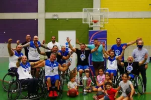 Απόλλων για τους πρωταθλητές: "Συγχαρητήρια μάγκες"