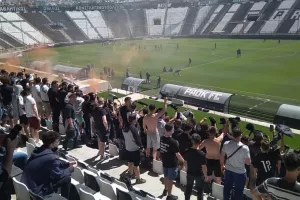 «Ντόπες» από τον κόσμο στην Τούμπα! (φώτος/βίντεο)