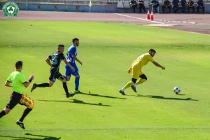 ΦΩΤΟΣ/"Περιμένοντας την αυριανή στέψη..."