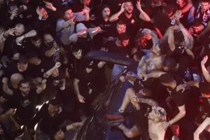 Πάρτι μέχρι το ξημέρωμα για τον Κυπελλούχο ΠΑΟΚ στη Θεσσαλονίκη (φώτος)