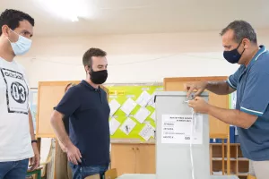 Η καταμέτρηση των ψήφων (Φώτος)