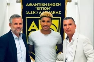 Τιάγκο/Πρώτη ανάρτηση για ΑΕΚ