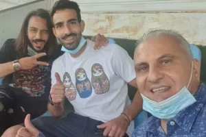 Θωμάς με Στάθαρο και Μάριο/Τι τους... ενώνει