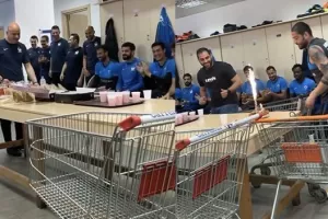 Πανικός στα αποδυτήρια της Ανόρθωσης (φώτος)