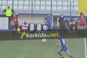 Πρώτη αλλαγή στο 35' ο Τιμούρ (φώτος)