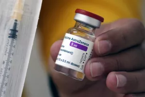 AstraZeneca-Πότε θα λάβεις SMS για την 2η δόση