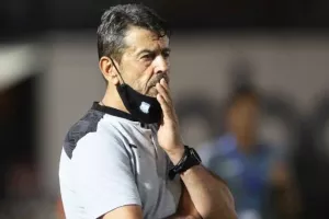 Αλλαγή δεδομένων για Πετράκη