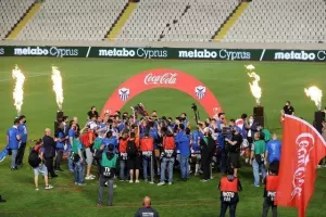 Το... σήκωσε η ΑΝΟΡΘΩΣΗ! (ΒΙΝΤΕΟ/ΦΩΤΟΣ)