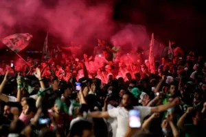 Ο... χαμός στο "Ηλίας Πούλλος" (ΚΑΙΝΟΥΡΓΙΟ ΦΩΤΟΡΕΠΟΡΤΑΖ)