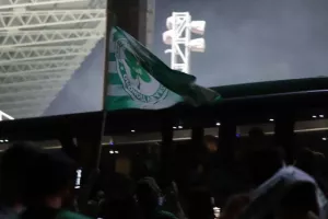 Ο... χαμός στο "Ηλίας Πούλλος" (ΚΑΙΝΟΥΡΓΙΟ ΦΩΤΟΡΕΠΟΡΤΑΖ)