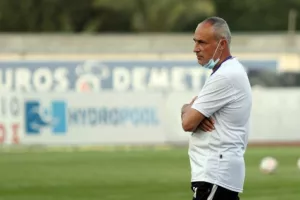 Η Καρμιώτισσα "σπρώχνει" την ΕΝΠ στη Β' Κατηγορία (φώτος)