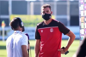 Το... βιολί της η Πάφος με Μπεριγκό και Κβίντα! (φώτος)