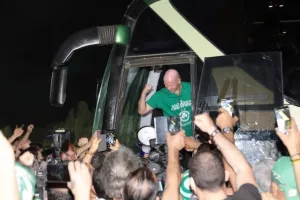 Ο... χαμός στο "Ηλίας Πούλλος" (ΚΑΙΝΟΥΡΓΙΟ ΦΩΤΟΡΕΠΟΡΤΑΖ)