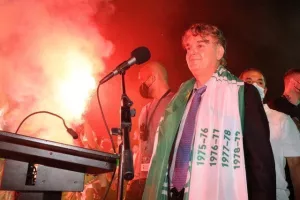 Στο "Ηλίας Πούλλος" και ΑΠΟΘΕΩΣΗ για τους Πρωταθλητές! (ΦΩΤΟΣ/ΒΙΝΤΕΟ)