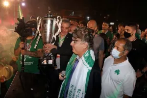 Στο "Ηλίας Πούλλος" και ΑΠΟΘΕΩΣΗ για τους Πρωταθλητές! (ΦΩΤΟΣ/ΒΙΝΤΕΟ)
