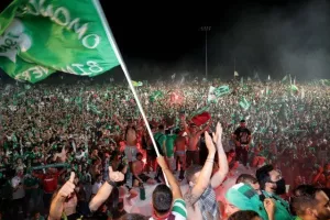 Στο "Ηλίας Πούλλος" και ΑΠΟΘΕΩΣΗ για τους Πρωταθλητές! (ΦΩΤΟΣ/ΒΙΝΤΕΟ)