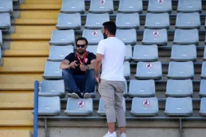 Αποχαιρέτησε... με "καρέ" (Φώτος)