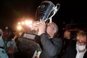 Στο "Ηλίας Πούλλος" και ΑΠΟΘΕΩΣΗ για τους Πρωταθλητές! (ΦΩΤΟΣ/ΒΙΝΤΕΟ)