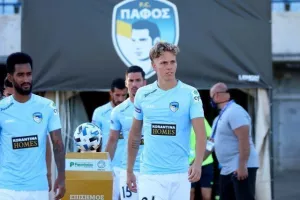 Χαμένα πέναλτι, δοκάρια, τρίποντο για Πάφο και Δόξα σε μπελάδες! (φώτος)