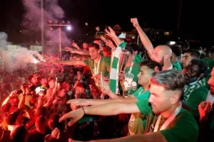 Στο "Ηλίας Πούλλος" και ΑΠΟΘΕΩΣΗ για τους Πρωταθλητές! (ΦΩΤΟΣ/ΒΙΝΤΕΟ)