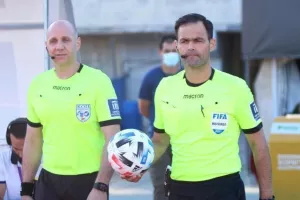 Χαμένα πέναλτι, δοκάρια, τρίποντο για Πάφο και Δόξα σε μπελάδες! (φώτος)
