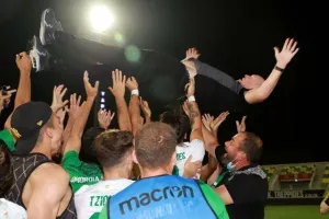 Διπλό στην "ΑΡΕΝΑ" και ΠΡΩΤΑΘΛΗΤΡΙΑ η ΟΜΟΝΟΙΑ!! (Φώτος)