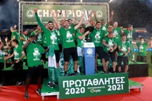 Το "πράσινο" ΤΡΟΠΑΙΟ... στον ουρανό του ΓΣΠ! (Φώτος)