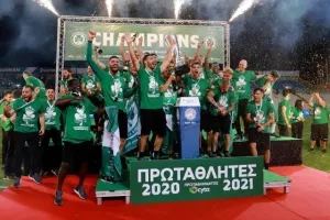 Το "πράσινο" ΤΡΟΠΑΙΟ... στον ουρανό του ΓΣΠ! (Φώτος)
