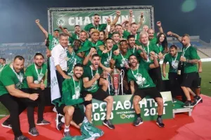 Το "πράσινο" ΤΡΟΠΑΙΟ... στον ουρανό του ΓΣΠ! (Φώτος)