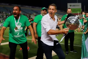 Τώρα ξέσπασε!