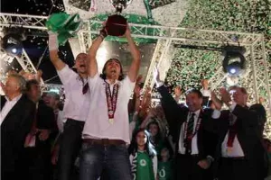 9 Μαΐου 2010 - 10 Μαΐου 2021/ 11 χρόνια και 1 ημέρα μετά... ΠΡΑΣΙΝΗ ΦΙΕΣΤΑ! (Φώτος)