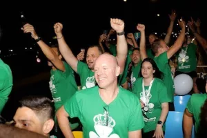 Στο "Ηλίας Πούλλος" και ΑΠΟΘΕΩΣΗ για τους Πρωταθλητές! (ΦΩΤΟΣ/ΒΙΝΤΕΟ)