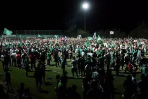 Ο... χαμός στο "Ηλίας Πούλλος" (ΚΑΙΝΟΥΡΓΙΟ ΦΩΤΟΡΕΠΟΡΤΑΖ)