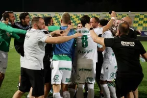 Διπλό στην "ΑΡΕΝΑ" και ΠΡΩΤΑΘΛΗΤΡΙΑ η ΟΜΟΝΟΙΑ!! (Φώτος)