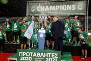 Το "πράσινο" ΤΡΟΠΑΙΟ... στον ουρανό του ΓΣΠ! (Φώτος)