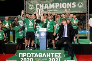 Το "πράσινο" ΤΡΟΠΑΙΟ... στον ουρανό του ΓΣΠ! (Φώτος)