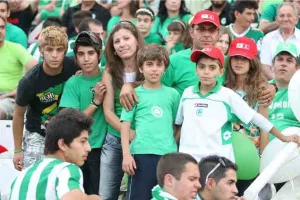 9 Μαΐου 2010 - 10 Μαΐου 2021/ 11 χρόνια και 1 ημέρα μετά... ΠΡΑΣΙΝΗ ΦΙΕΣΤΑ! (Φώτος)