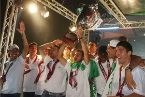 9 Μαΐου 2010 - 10 Μαΐου 2021/ 11 χρόνια και 1 ημέρα μετά... ΠΡΑΣΙΝΗ ΦΙΕΣΤΑ! (Φώτος)