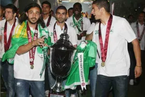 9 Μαΐου 2010 - 10 Μαΐου 2021/ 11 χρόνια και 1 ημέρα μετά... ΠΡΑΣΙΝΗ ΦΙΕΣΤΑ! (Φώτος)