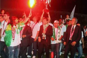 9 Μαΐου 2010 - 10 Μαΐου 2021/ 11 χρόνια και 1 ημέρα μετά... ΠΡΑΣΙΝΗ ΦΙΕΣΤΑ! (Φώτος)