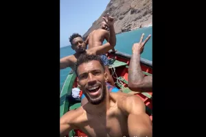 Βαρκάδα ο Βοζίνια!