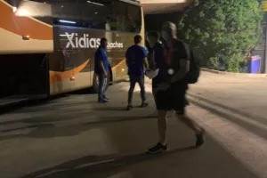 Αναχώρηση με προορισμό... "ΠΑΠ"! (Φώτος)