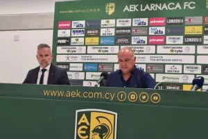 ΤΣΑΒΙ: "Ήταν εύκολο να αποδεχθώ την πρόταση/Καταλά ο κατάλληλος" (Φώτος/Βίντεο)