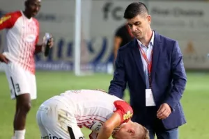 Απλά αυτοκαταστροφική…
