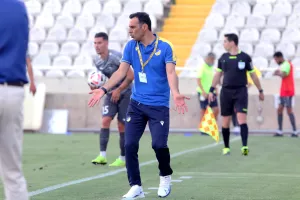 Ουζουνίδης/Πούρσα